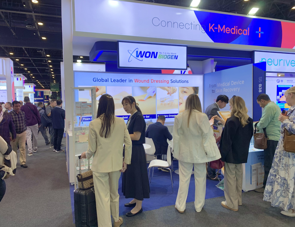 두바이전시회이미지_바이오타임즈.jpg